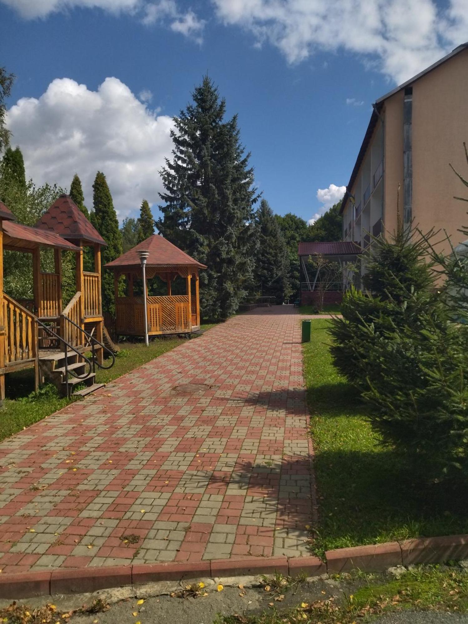 Санаторій Збруч Hotel Satanov Exterior photo